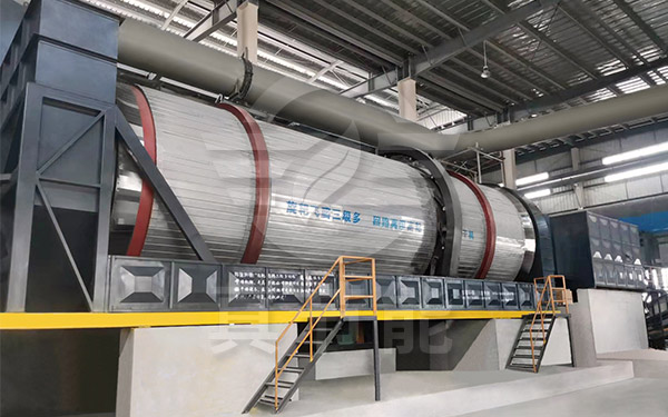 新型污泥干燥機(jī)運(yùn)轉(zhuǎn)現(xiàn)場(chǎng) 新型污泥干燥機(jī)運(yùn)轉(zhuǎn)現(xiàn)場(chǎng)