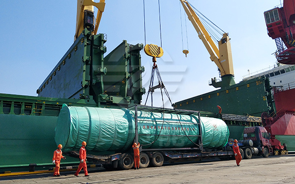 大型污泥干燥機吊裝 大型污泥干燥機吊裝