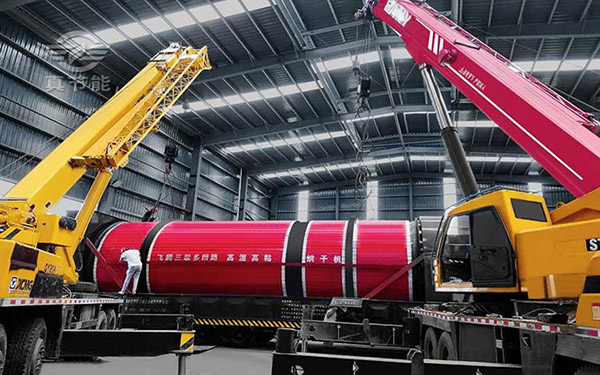 市政污泥烘干設(shè)備吊裝現(xiàn)場(chǎng) 市政污泥烘干設(shè)備吊裝現(xiàn)場(chǎng)